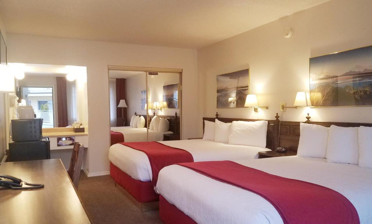 מדפורד Sovana Inn מראה חיצוני תמונה